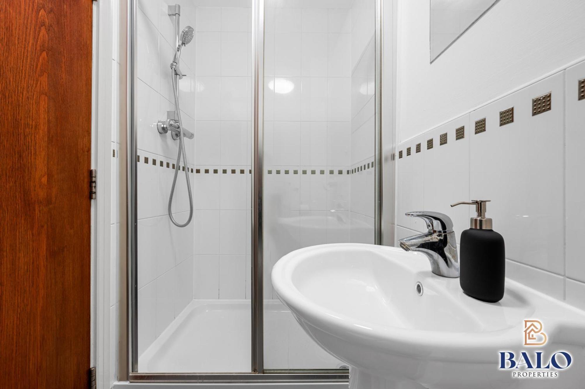 Modern Spacious 2Bedroom Apartment Great! Location By Etihad Mancity Stadium& Coop Live Arena Manchester Exterior foto